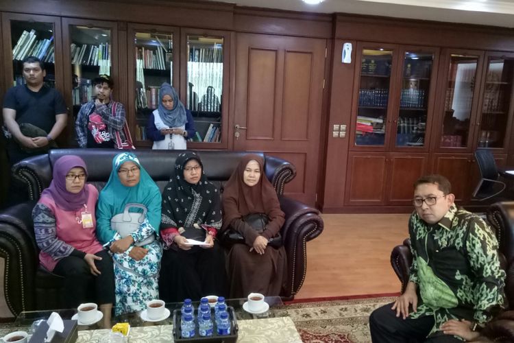 Wakil Ketua DPR Fadli Zon bertemu istri Jonru Ginting, Hendra Yulianti