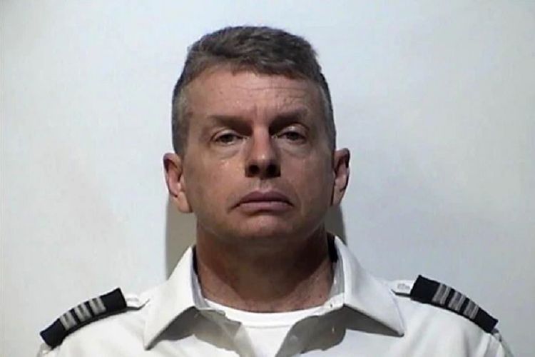 Christian Richard Martin, pilot yang dituduh membunuh tiga tetangganya.