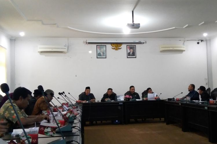 Dengar Pendapat antara DPRD Kendal, dan PT Waskita Karya (Persero ) Tbk. 