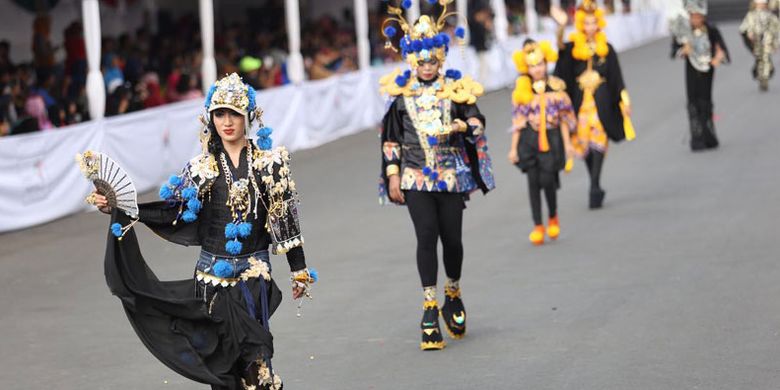 Jember Fashion Carnival (JFC) sekarang sudah diakui sebagai agenda yang ada di peringkat ketiga karnaval terbesar di dunia.