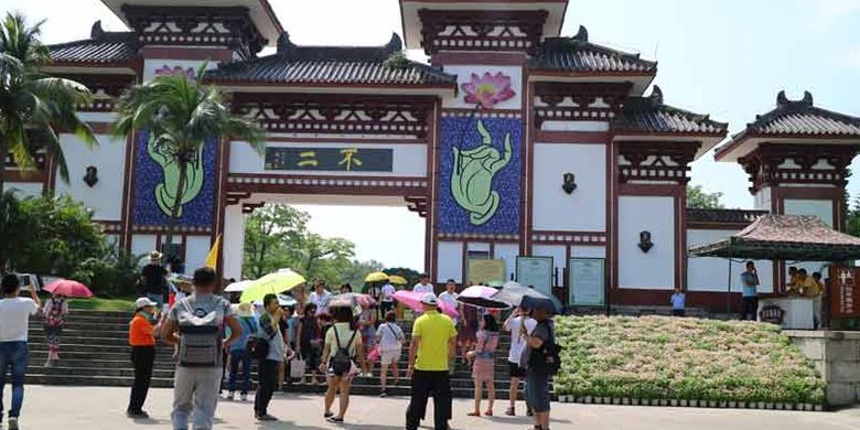 Nanshan Cultural Tourism Zone di Sanya, Hainan, China, Jumat (13/10/2017).