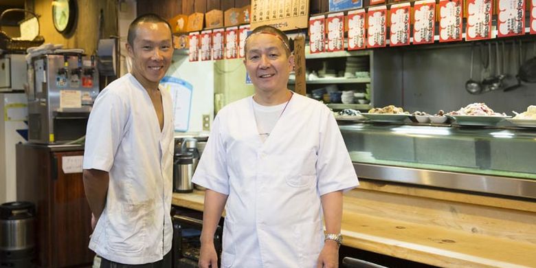 Restoran Yanagi-bashi Kadoju, dekat Stasiun Nagoya, Jepang yang tahun ini genap berusia 70 tahun kadang didatangi oleh banyak pesumo saat musim pertandingan di Arena Nagoya. 