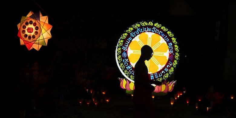 Festival Lampu di Kuil Luang Prabang, Laos.