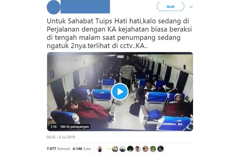 Tangkapan layar dari video viral pencurian di dalam kereta api.