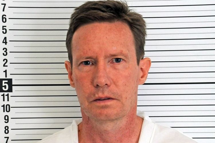 Buronan kasus pembunuhan, seorang miliarder AS, Peter Chadwick (55).