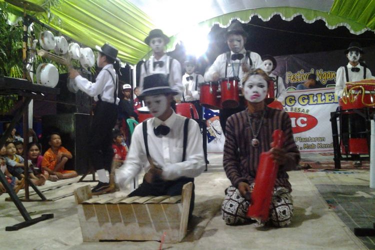 Tradisi Ngangklang di Kaliwungu, Kendal, Jawa Tengah. 