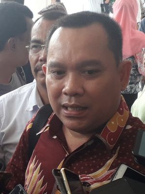 Kuasa hukum mantan Kepala Staf Kostrad Mayjen (Purn) Kivlan Zen, Tonin Tachta, selepas mengikuti sidang di Pengadilan Negeri Jakarta Timur, Kamis (15/8/2019). 