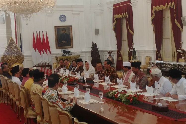 Presiden Joko Widodo menerima para pemuka agama di Istana Merdeka, Jakarta, Rabu (16/5/2018) siang. 