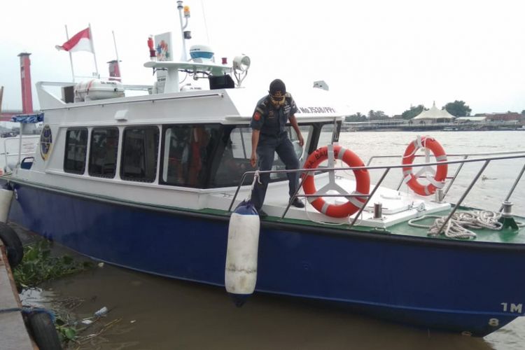 bantuan bus air yang diserahkan oleh Kemenhub untuk fasilitas pendukung Asian Games di Palembang