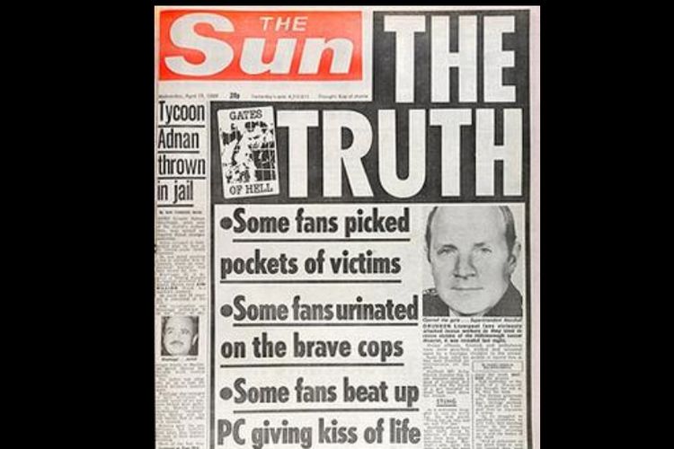Headline yang tayang di The Sun terkait pemberitaan Tragedi Hillsborough yang terbit 16 April 1989. Koran itu dianggap memfitnah para suporter Liverpool hingga kemudian meminta maaf pada 2012.