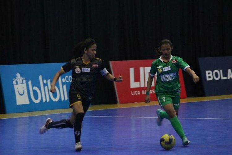 Sedangkan dari sektor putri, Universitas Pendidikan Indonesia (UPI) berhasil mempertahankan gelar juara LIMA Futsal Blibli.com West Java Conference, setelah menundukkan pesaing terdekatnya, Universitas Padjadjaran (UNPAD) dengan skor 3-1