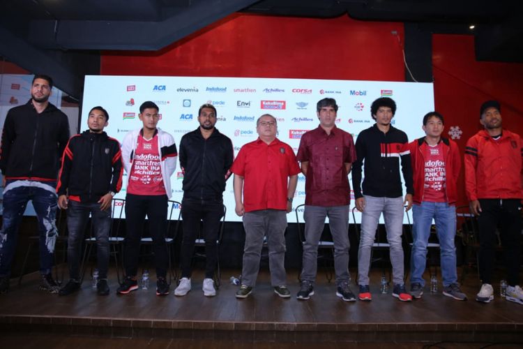 Bali United pada Senin (14/1/2019) memperkenalkan pemain dan pelatih baru untuk musim Liga 1 2019. 