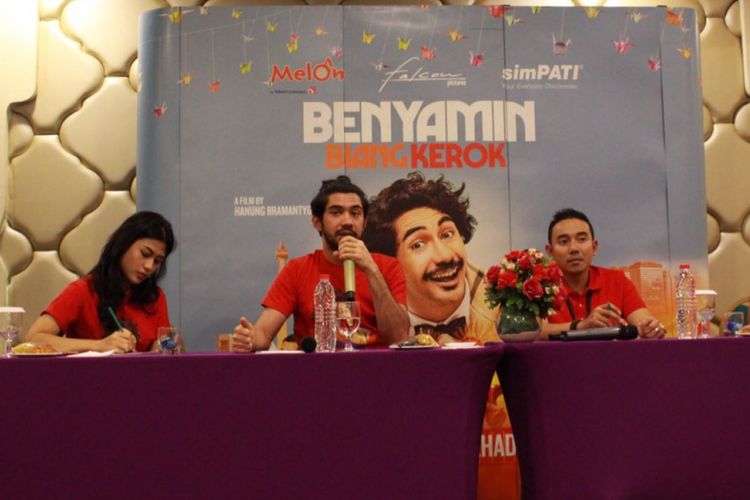 Reza Rahadian dalam acara Meet and Greet Film Benyamin Biang Kerok bersama Telkomsel, Rabu (8/3/2018).