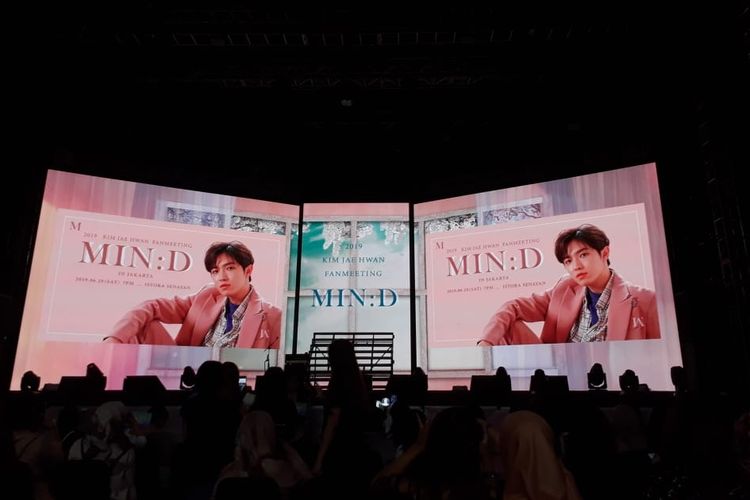 Fan meeting penyanyi Korea Selatan, Kim Jae Hwan di Istora Senayan, Jakarta, Sabtu (29/06/2019).