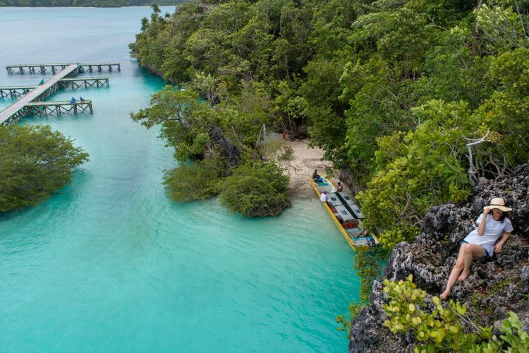 Pemandangan laguna di Pulau Baer, Kepulauan Kei, Jumat (16/3/2018). Pulau Baer berada di utara pulau Kei Kecil dan dapat dicapai menggunakan perahu cepat.