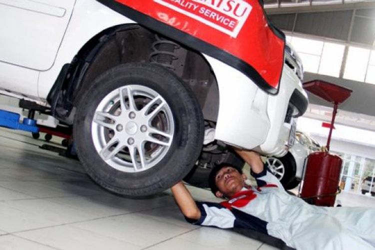 (Ilustrasi) Bengkel Daihatsu bodi repair