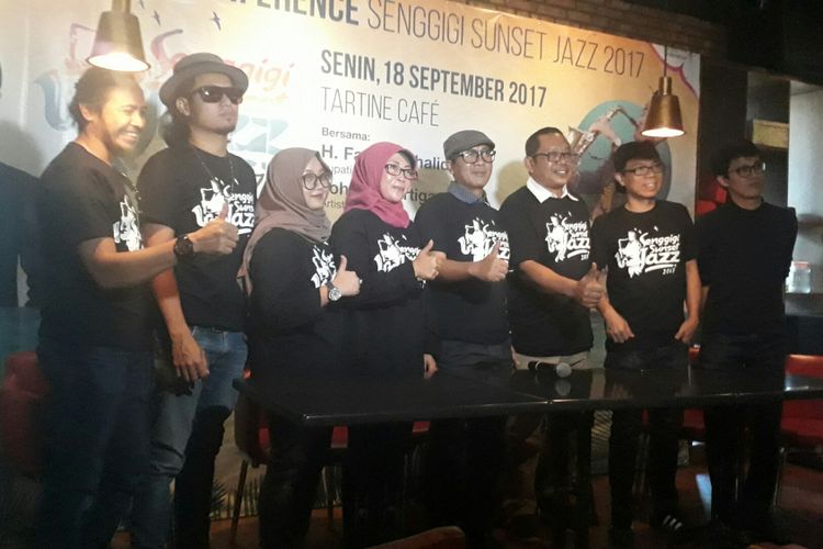 Tohpati Bertiga dan para pendukung lain Senggigi Sunset Jazz 2017 berjumpa dengan para wartawan di Tartine Cafe, fX Sudirman, Jakarta Pusat, Senin (18/9/2017).
