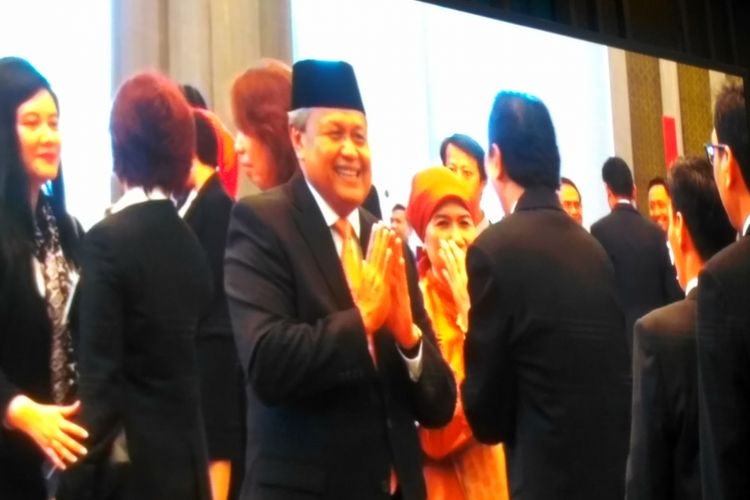 Perry Warjiyo resmi dilantik sebagai Gubernur BI di gedung MA, Jakarta, Kamis (23/5/2018).