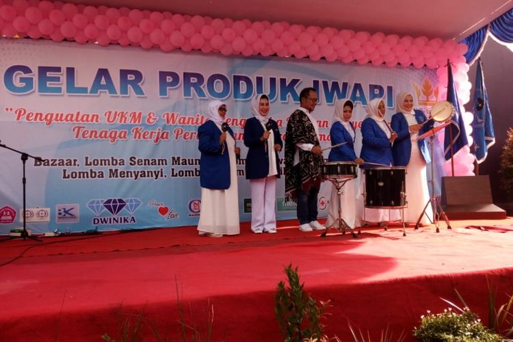 Pagelaran Produk UMKM Iwapi Depok di Rawa Denok, Pancoran Mas, Depok, Sabtu (18/1/2019).