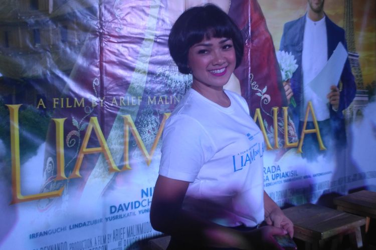 Aktris Nirina Zubir saat ditemui usai jumpa pers film Liam Dan Laila di kawasan Tebet, Jakarta Selatan, Rabu (12/9/2018). 