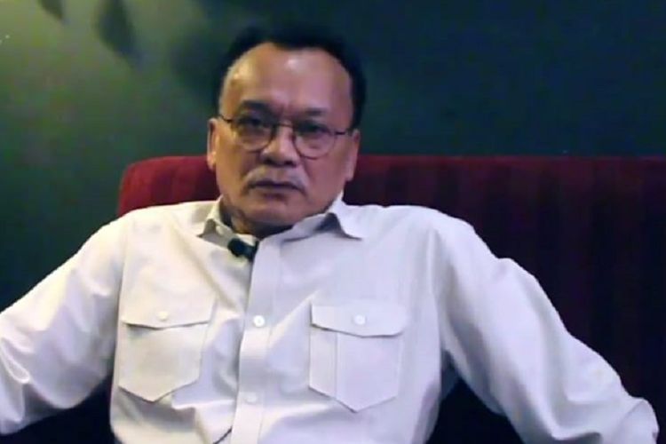 Prof Hotman Siahaan, Guru Besar Ilmu Sosial Universitas Airlangga, Surabaya.