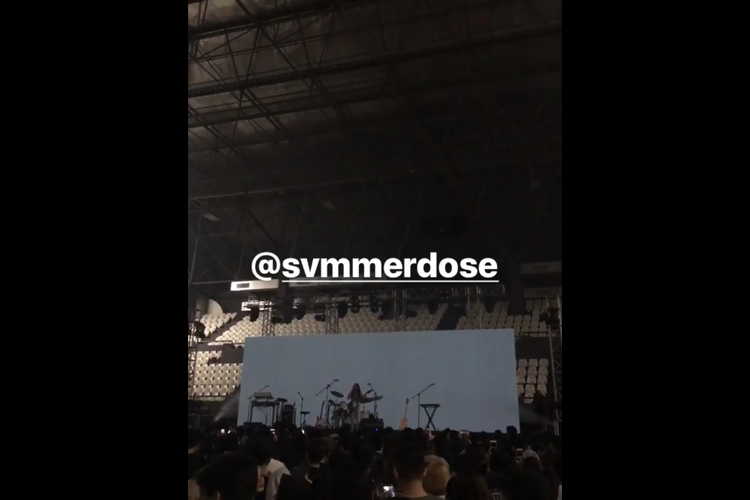 Svmmerdose tampil menjadi band pembuka di konser LANY, Rabu (14/8/2019).