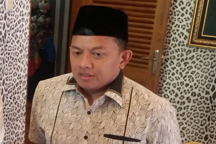 Ketua DPD Partai Gerindra Jawa Barat Mulyadi saat berkunjung ke Purwakarta bertemu Dedi Mulyadi bahas pencalonan Pilgub Jabar 2018, Selasa (13/6/2017).