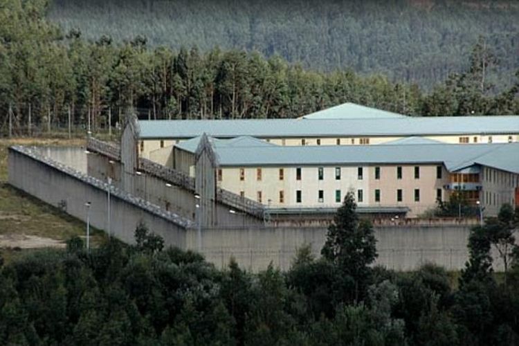 Lembaga Pemasyarakatan Pusat Asturias di desa Villabona, Spanyol, tempat seorang tahanan yang dinyatakan meninggal dunia namun kembali sadar saat hendak diautopsi.