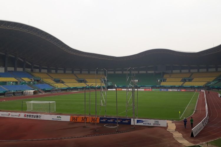 Tampak Stadion Patriot Candrabhaga Bekasi dari Tribun penonton, Selasa (7/8/2018).
