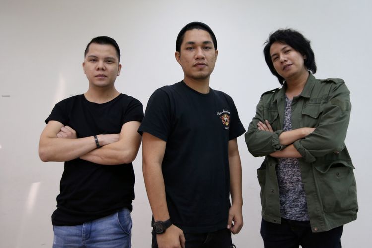 Band Armada saat kunjungan ke redaksi Kompas.com, Jakarta, Jumat (6/7/2018). Grup musik Armada mendapat kesempatan untuk mengisi soundtrack Si Doel The Movie.