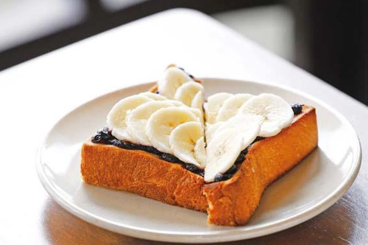 Fresh banana and blueberry jam toast. 