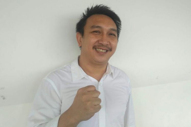 Artis peran dan presenter Augie Fantinus saat ditemui di Pengadilan Negeri Jakarta Pusat, kawasan Gunung Sahari, Kemayoran, Kamis (14/2/2019).
