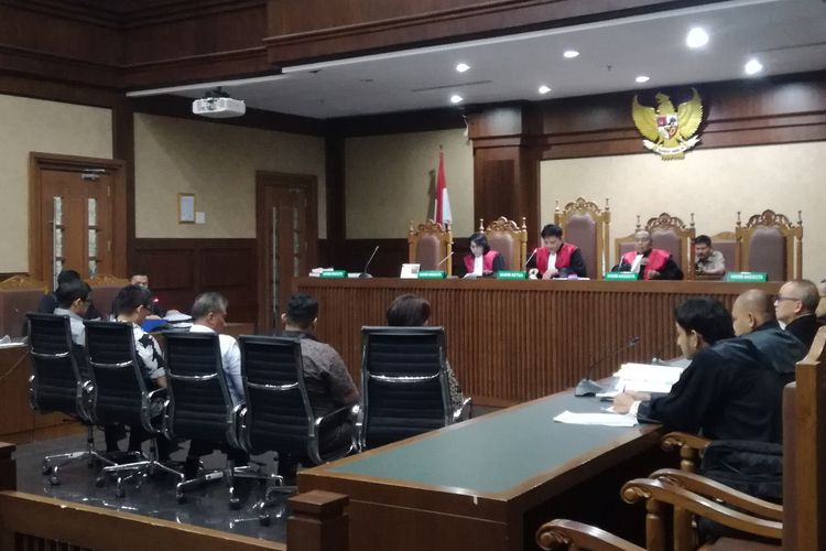 Sidang lanjutan terdakwa terdakwa Direktur Utama PT Grand Kartech Kenneth Sutardja di Pengadilan Tindak Pidana Korupsi Jakarta, Senin (8/7/2019)