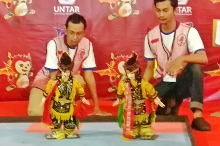 Kompetisi Robot Seni Tari Indonesia menjadi salah satu ajang yang dilombakan dalam Kompetisi Robot Indonesia (KRI) 2018