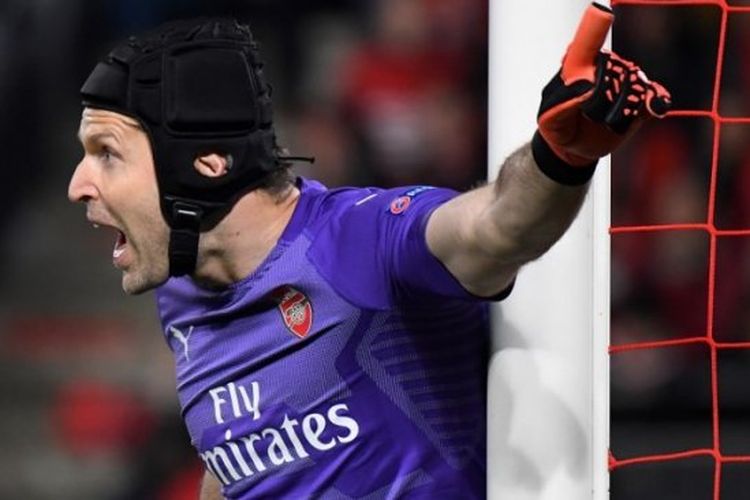 Petr Cech saat menjalani laga di Liga Europa, Jumat (19/4/2019)