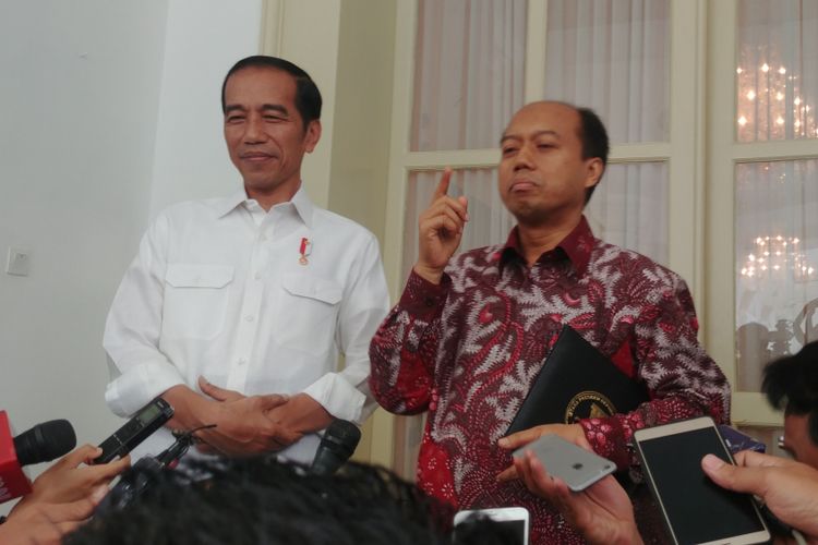 Kepala Pusat Data, Informasi, dan Humas Badan Nasional Penanggulangan Bencana (BNPB) Sutopo Purwo Nugroho bertemu Presiden Joko Widodo di Istana Bogor, Jumat (5/9/2018) siang.