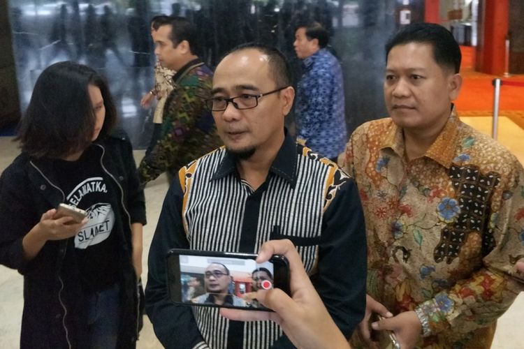 Sejumlah pimpinan Partai Hanura kubu Daryatmo menemui Ketua DPR RI Bbambang Soesatyo di Kompleks Parlemen, Senayan, Jakarta, Senin (22/1/2018).