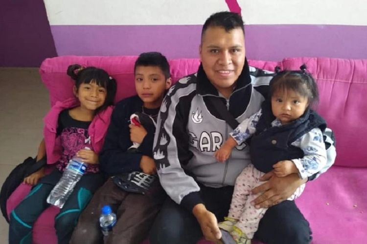 Mauricio Alberto, ayah kandung dari tiga anak yang disiksa ibunya.
