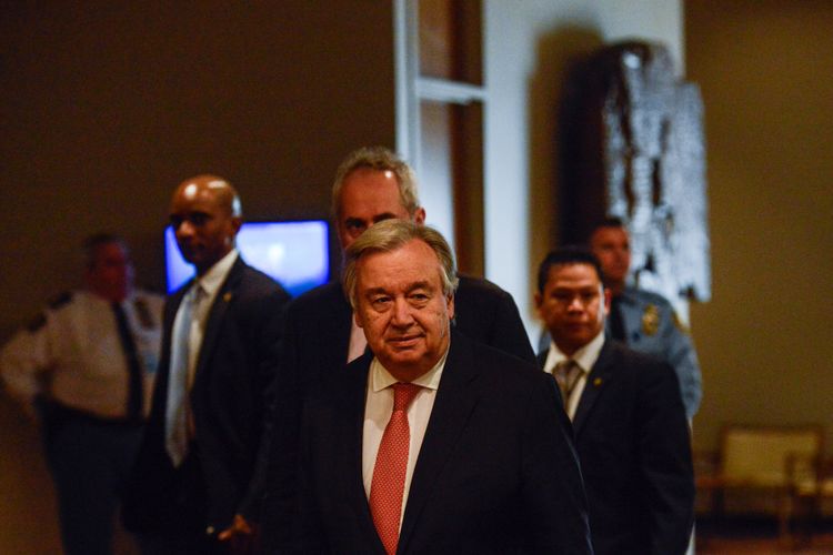 Sekretaris Jenderal PBB Antonio Guterres tiba di markas besar PBB di New York, Rabu (6/12/2017).