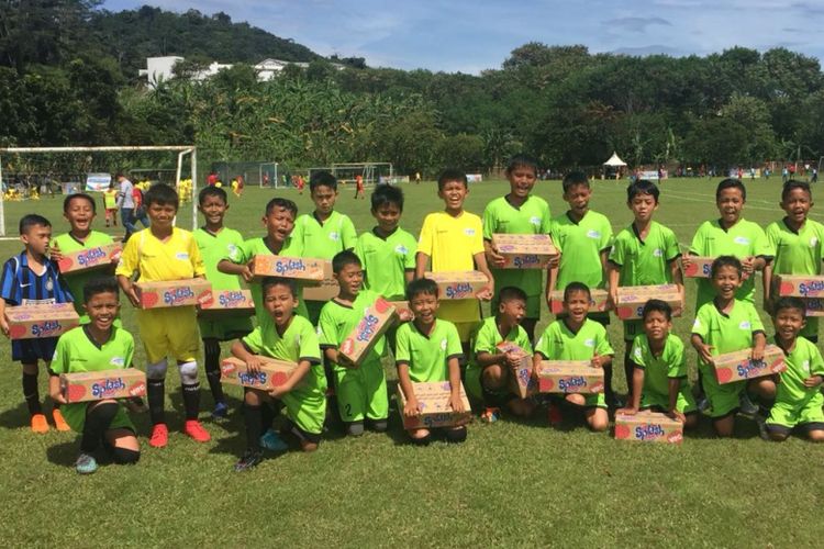 Kompetisi usia muda U-12 Okky Splash Youth Soccer League (OSYSL) 2018 digelar di Malang, Jawa Timur, setelah sukses di seri Surabaya pada awal Maret.