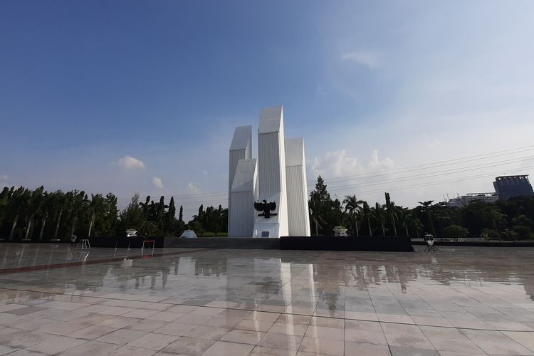 Tampak depan Taman Makam Pahlawan Kalibata, Jakarta. Gambar diambil pada Senin (9/11/2020).