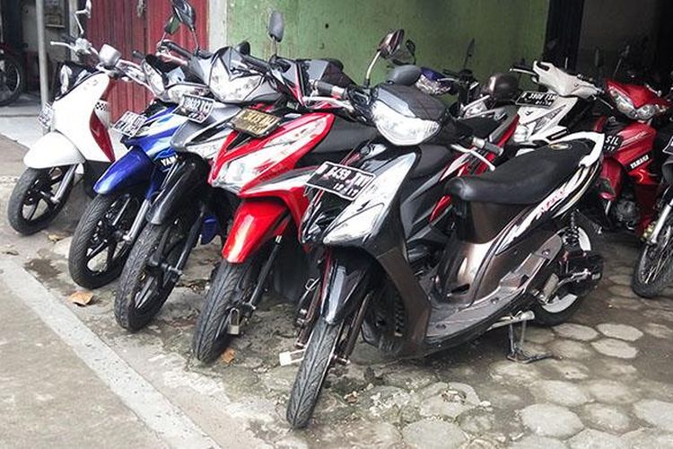 Sepeda motor bekas di Condet Jakarta TImur