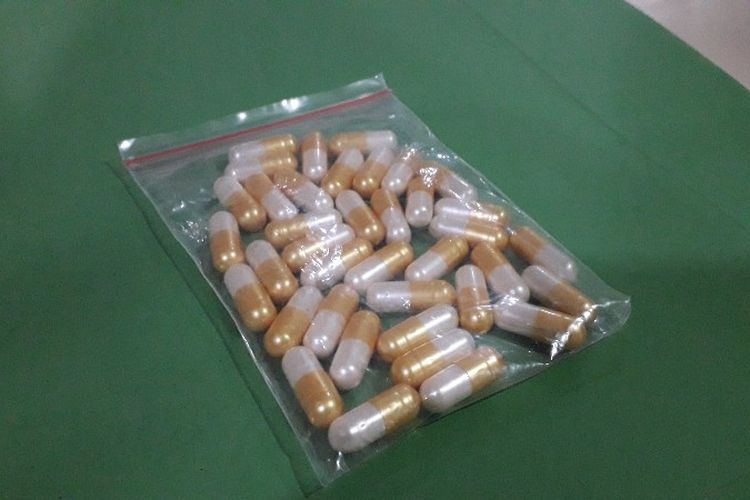 Polres Metro Jakarta Barat mengungkap kasus peredaran narkoba jenis baru yaitu pentylone yang menyebabkan halusinasi dan insomnia pada Rabu (14/3/2018).
