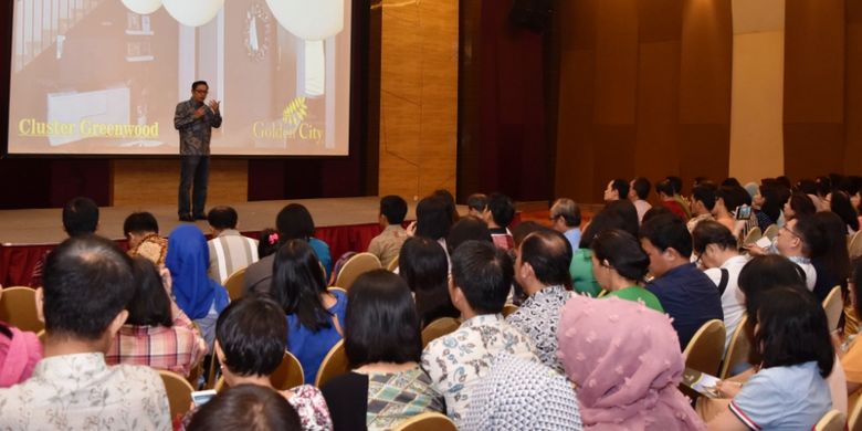 Direktur Utama PT Graha Nuansa Asri, Gregorius Gun Ho, pada pengenalan produk Golden Park @Serpong kepada ratusan agen pemasaran, Selasa (17/4/2018).