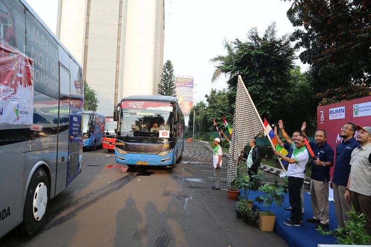 Manajemen Pupuk Indonesia melepas rombongan mudik bersama tahun 2018 silam. Lewat program bersama Kementerian BUMN, Pupuk Indonesia Grup siap antarkan 5.500 pemudik dengan menggunakan 50 bus dan 4 kapal laut.