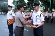 Kapolda Beri Penghargaan 3 Sekuriti yang Bantu Ungkap Kasus 'Skimming'