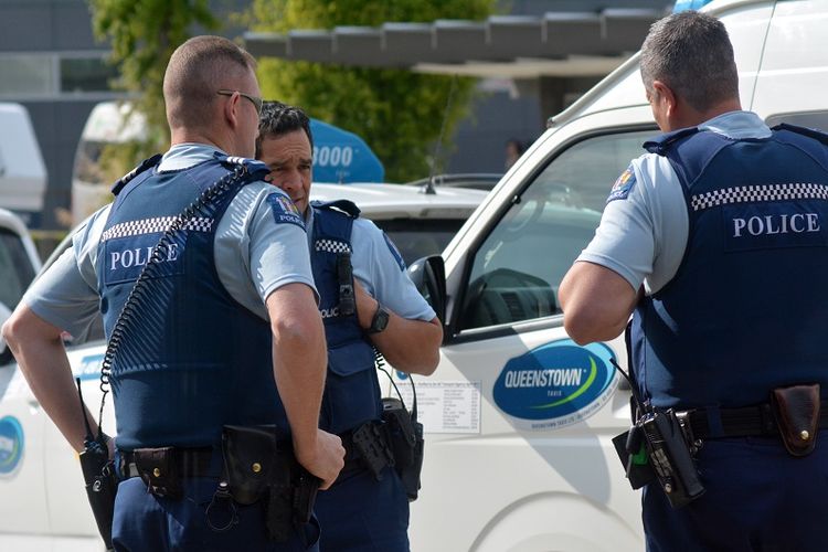 Polisi Selandia Baru.