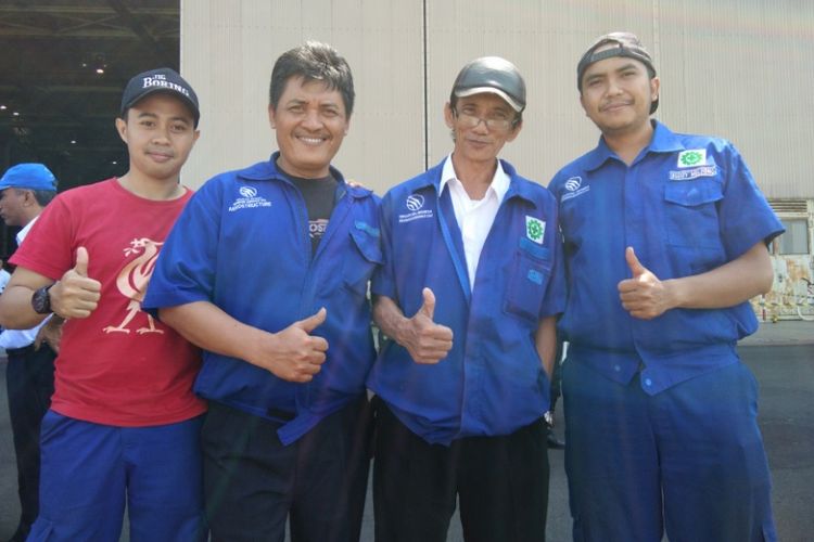 Jig Boring Crew, para insinyur pembuat pesawat N219. Mereka mengabdikan hidupnya untuk membuat pesawat N219.