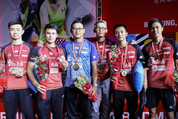 Tim putra PB Djarum Kudus berhasil menjuarai Djarum Superliga Badminton 2019 tanpa mengandalkan pemain asing.