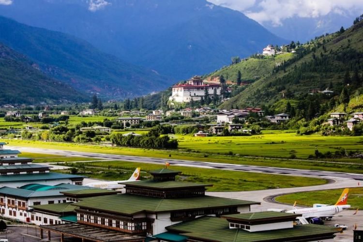 Bandara Paro di Bhutan